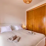 Casa Branca I Geraeumiger Rueckzugsort Fuer 12p By Interhome Holiday home