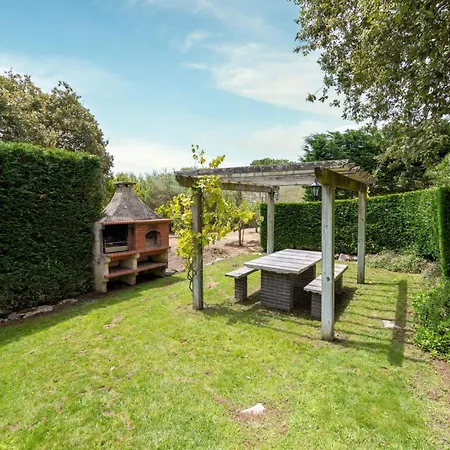 Casa Branca I Geraeumiger Rueckzugsort Fuer 12p By Interhome Casa de Férias *