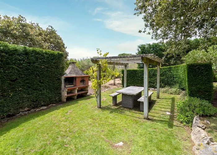 Casa Branca I Geraeumiger Rueckzugsort Fuer 12p By Interhome Casa de Férias *