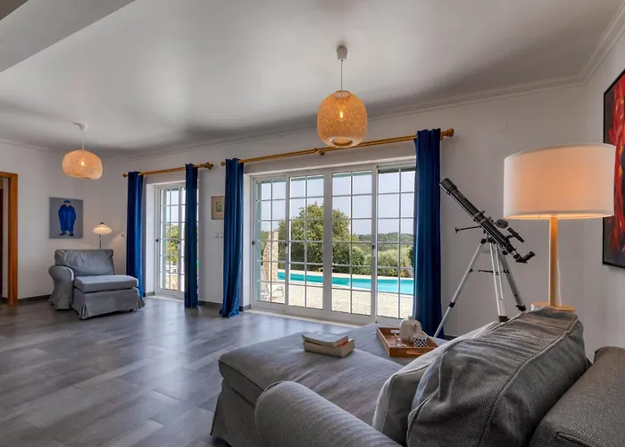 Casa Branca I Geraeumiger Rueckzugsort Fuer 12p By Interhome