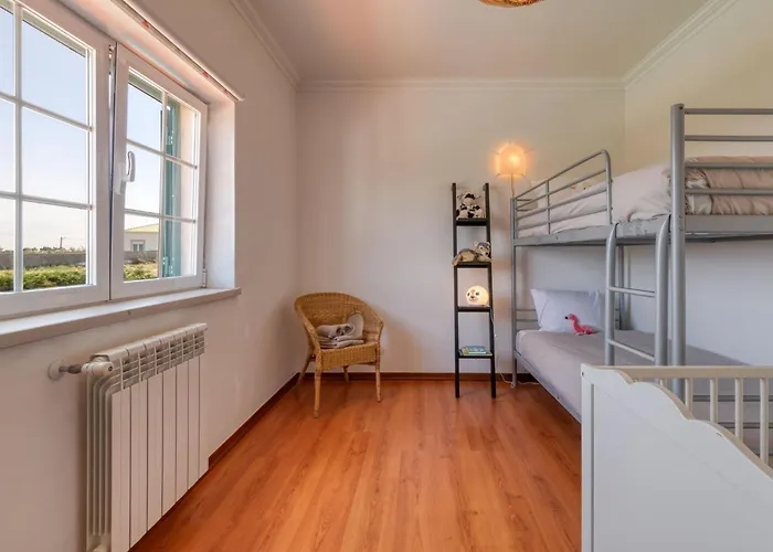 Casa Branca I Geraeumiger Rueckzugsort Fuer 12p By Interhome * Ribamar (Lourinha)