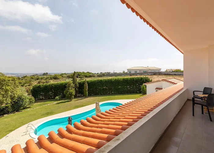 Casa de Férias Casa Branca I Geraeumiger Rueckzugsort Fuer 12p By Interhome *