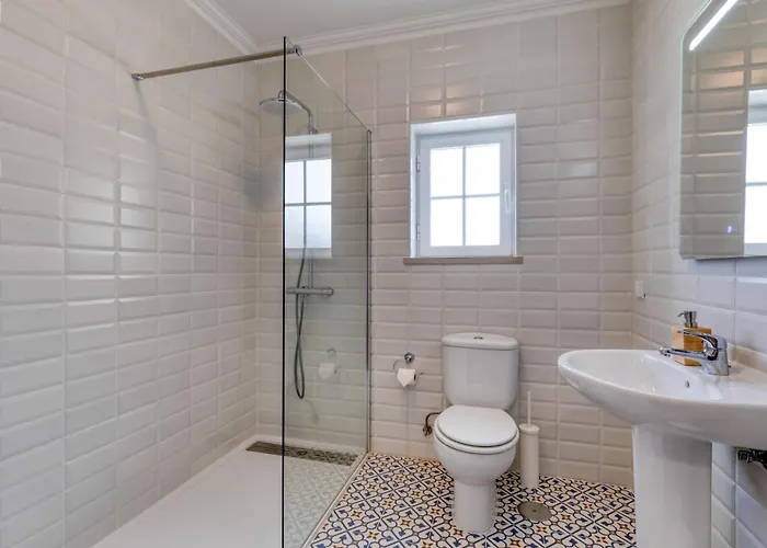 Casa de Férias Casa Branca I Geraeumiger Rueckzugsort Fuer 12p By Interhome